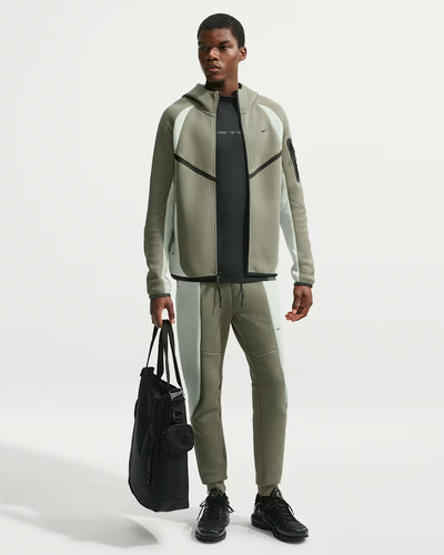 Nike Tech Men's Colour-Block Full-Zip Fleece Windrunner Jacket