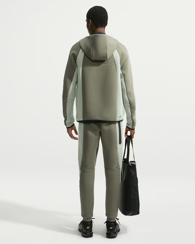 Nike Tech Men's Colour-Block Full-Zip Fleece Windrunner Jacket