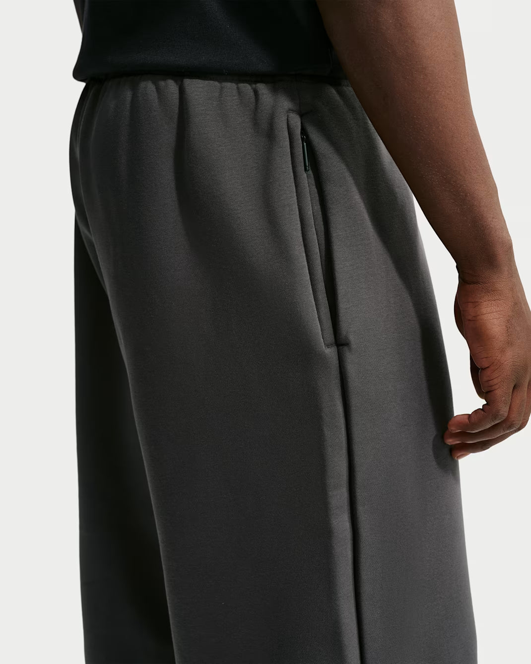 Nike Standard Issue Men's Brushed Basketball Pants