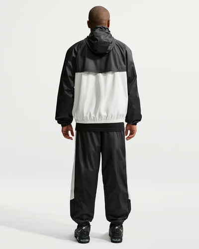 Nike Windrunner Men's lined trousers