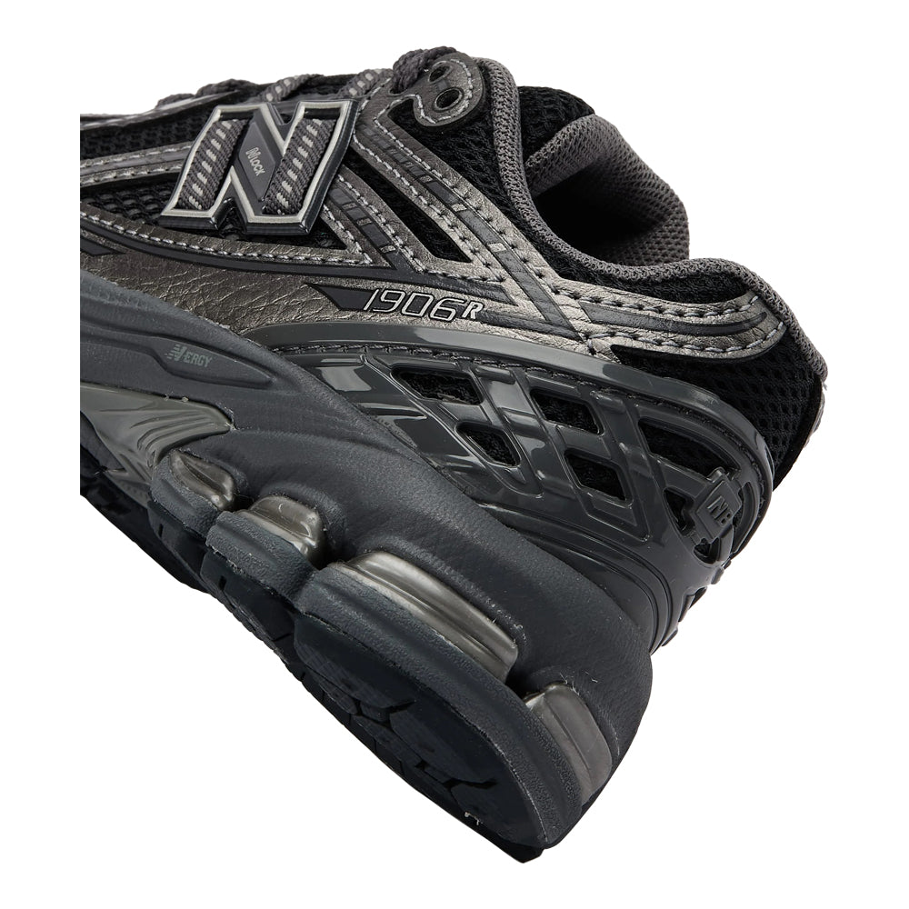 New Balance Little Kids' 1906R Shoes 5