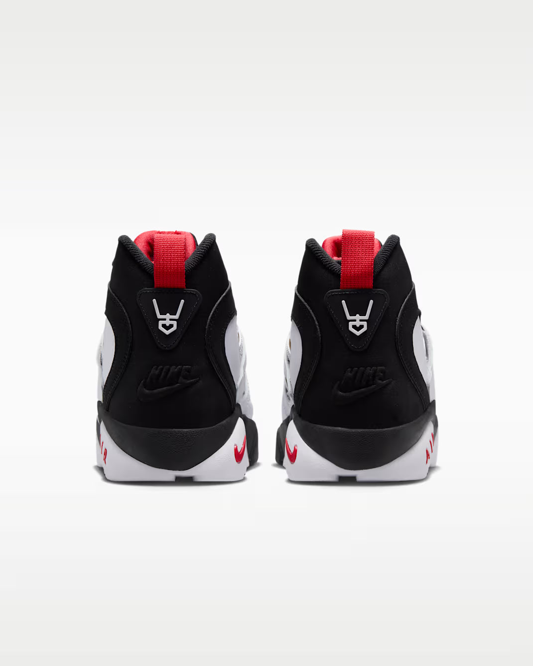 Men's Nike Air Diamond Turf II Black/White-Metallic Gold-Varsity Red II7080-001