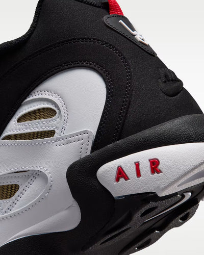Men's Nike Air Diamond Turf II Black/White-Metallic Gold-Varsity Red II7080-001