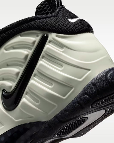 Big Kid's Nike Little Posite Pro Premium Summit White/Black IV7559-100