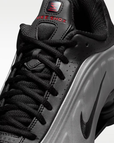 Nike Shox R4 Men's Sneakers