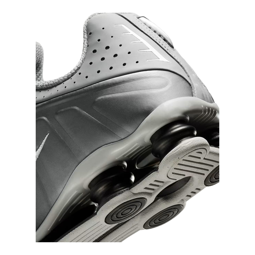 Nike Shox R4 Men's Sneakers