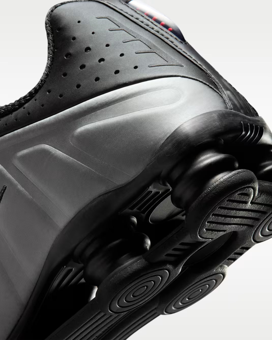 Nike Shox R4 Men's Sneakers