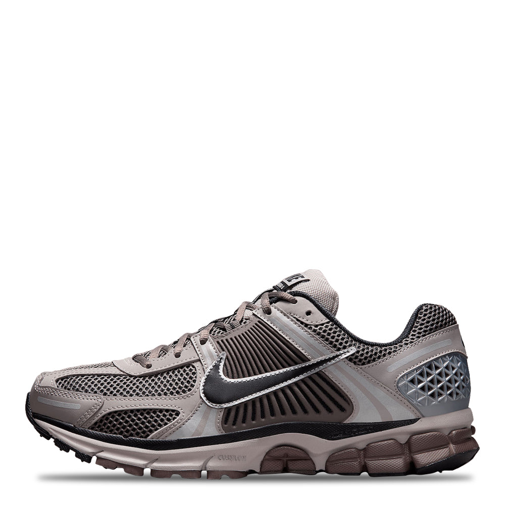 Nike Zoom Vomero 5 Men's Sneakers