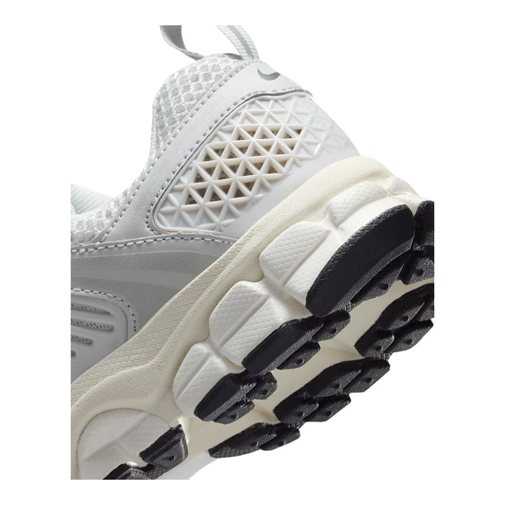 Nike Vomero 5 Big Kids&