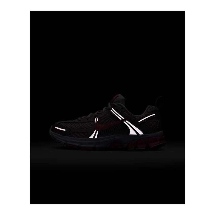 Nike Vomero 5 Big Kids&