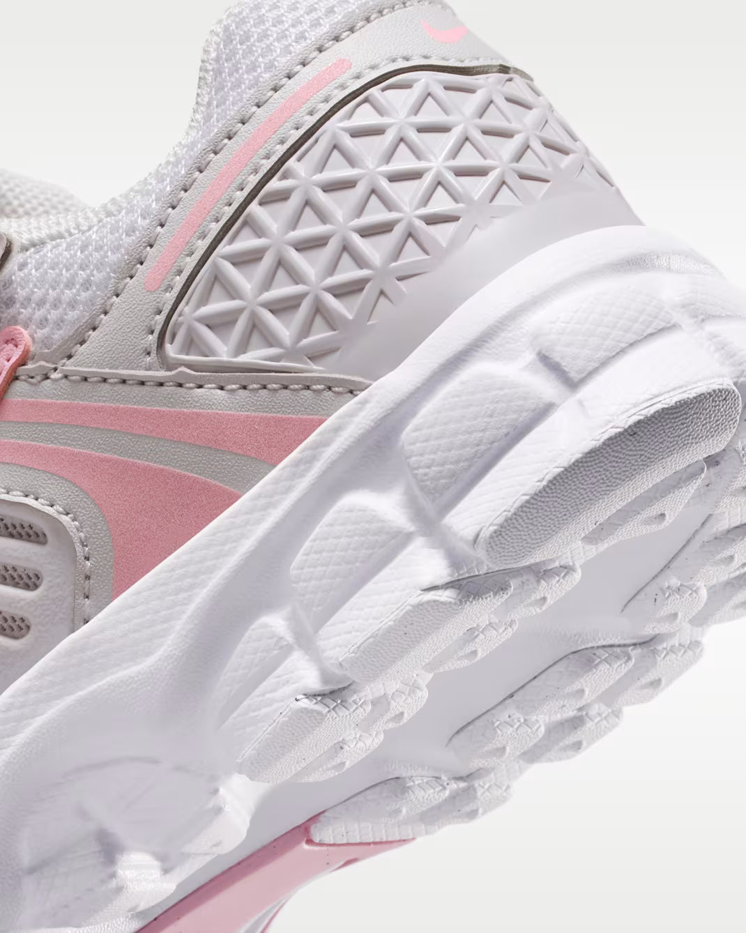 Nike Vomero 5 Little Kids' Sneakers