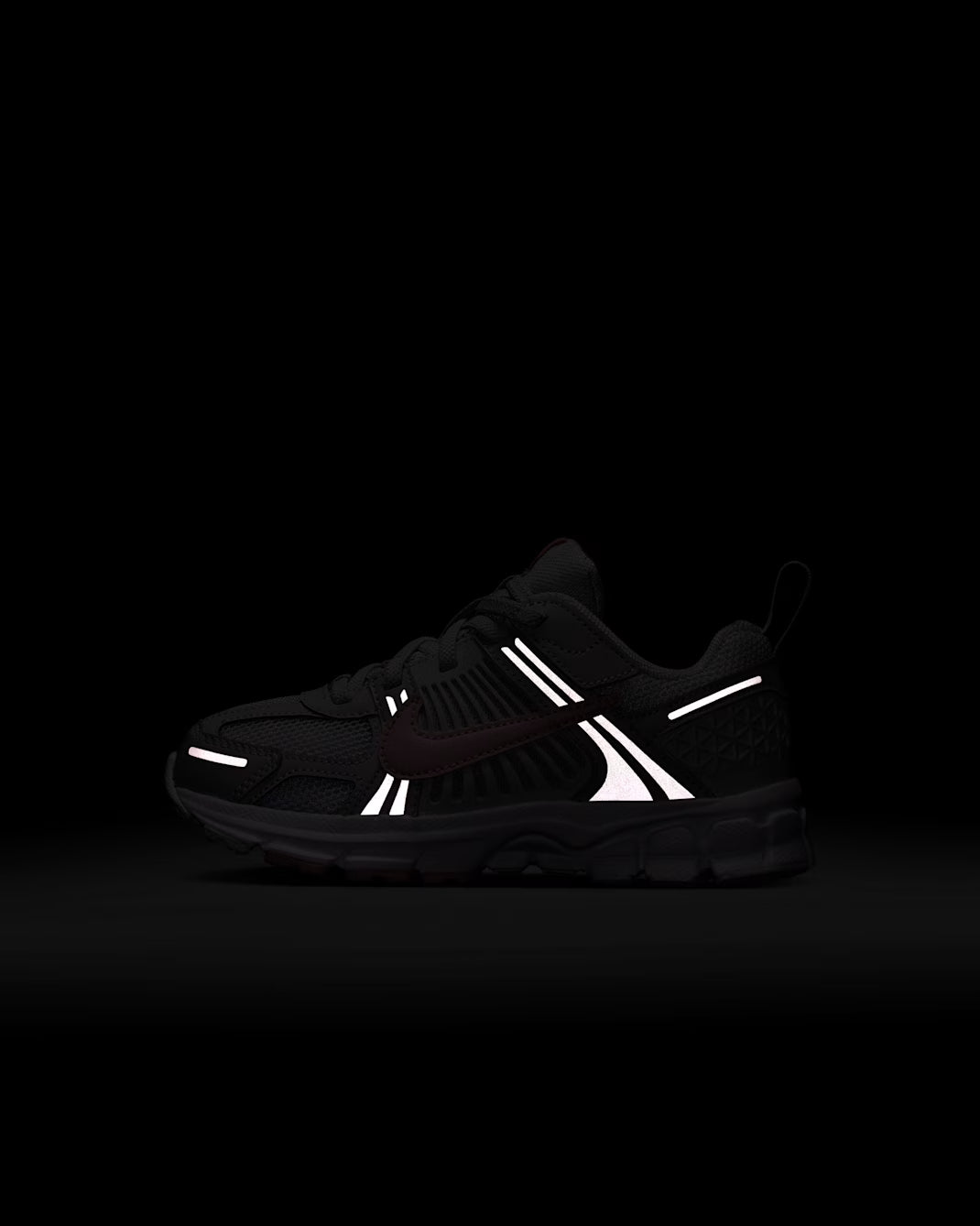 Nike Vomero 5 Little Kids' Sneakers