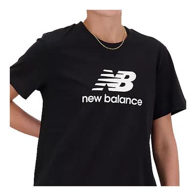 New Balance Women's Sport Essentials Logo T-Shirt 4