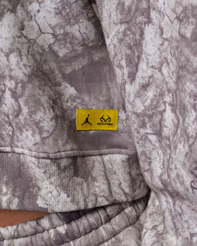 Women's Jordan Brooklyn Realtree Cropped Pullover Hoodie White/Bright Citron IU7251-100