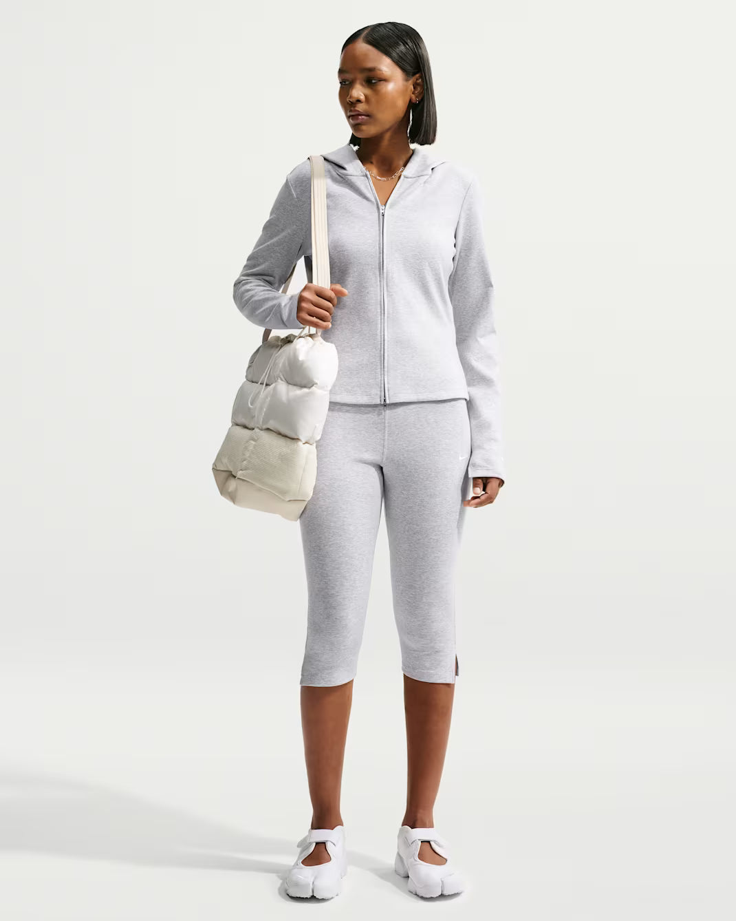 Nike Sportswear Chill Knit Women's Slim Long-Sleeve Full-Zip Top