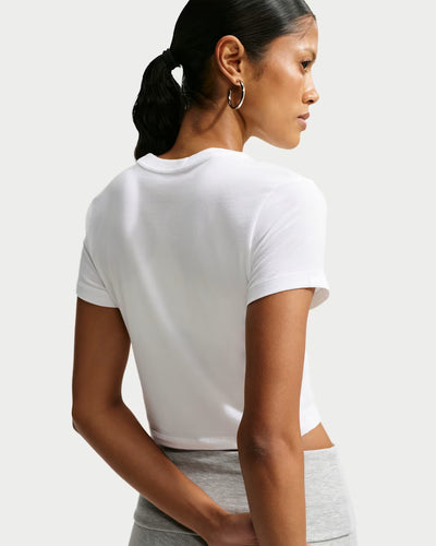 Nike Sportswear Chill Knit Women's Slim Cropped Top