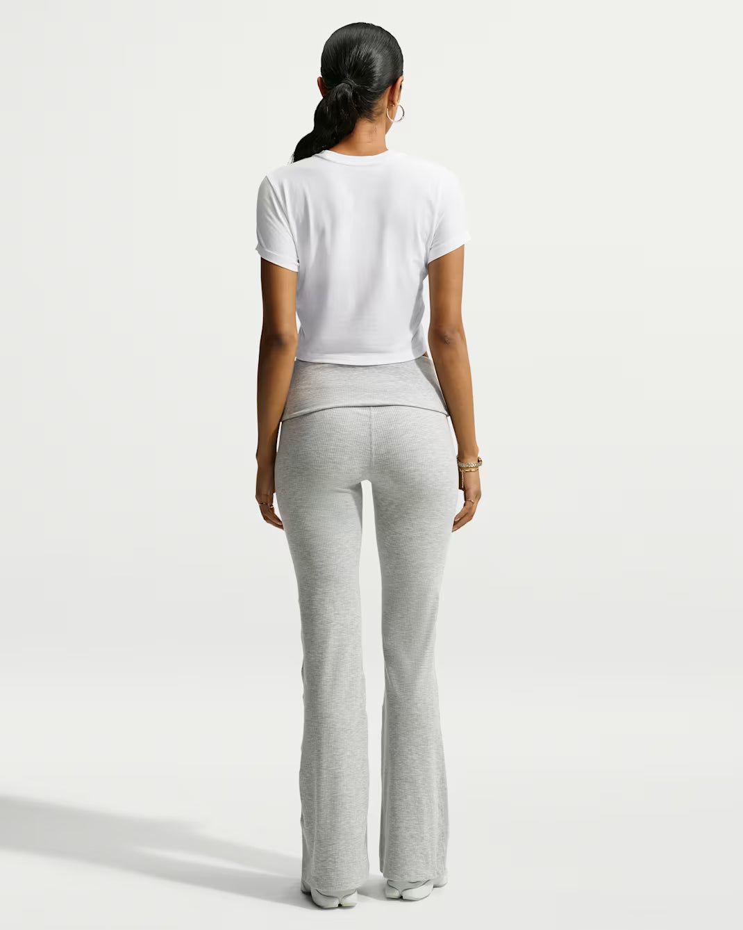 Nike Sportswear Chill Knit Women's Slim Cropped Top
