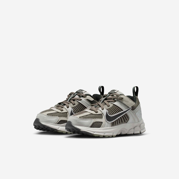 Nike Vomero 5 Little Kids&