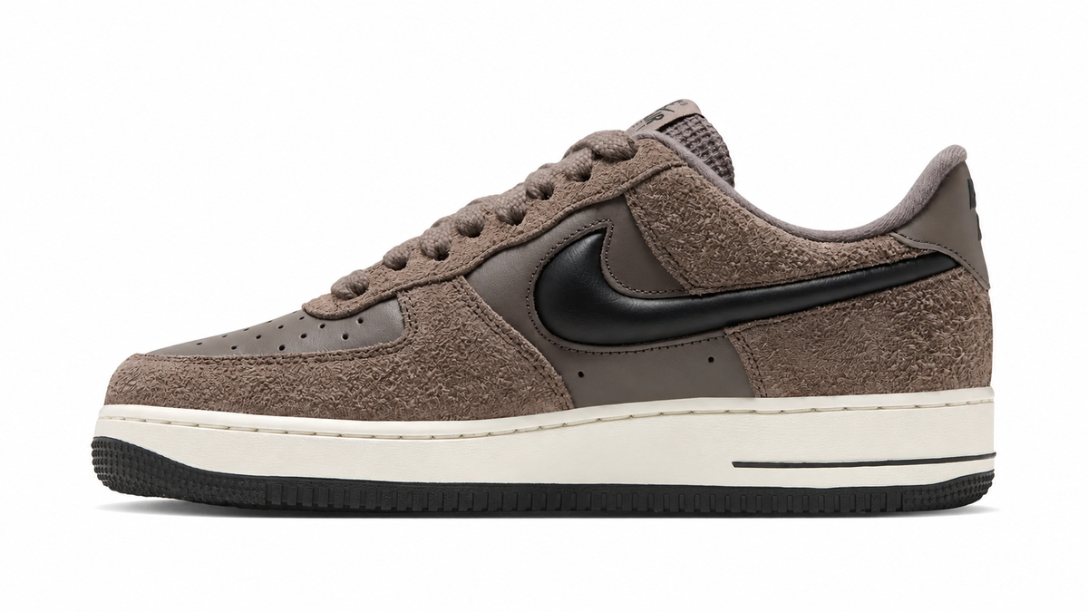 Men's Nike Air Force 1 `07 LV8 Cave Stone/Black/Sail IX7786-289