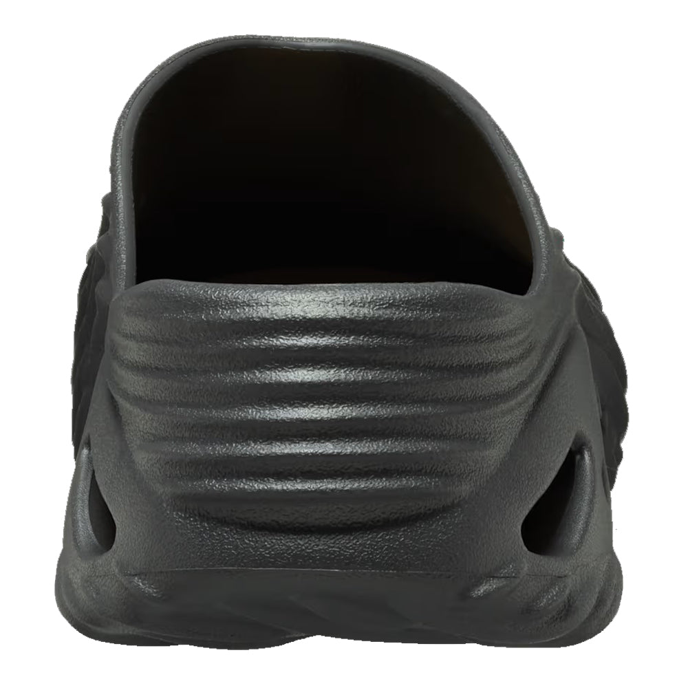 Crocs Unisex Echo Wave Slipper 5