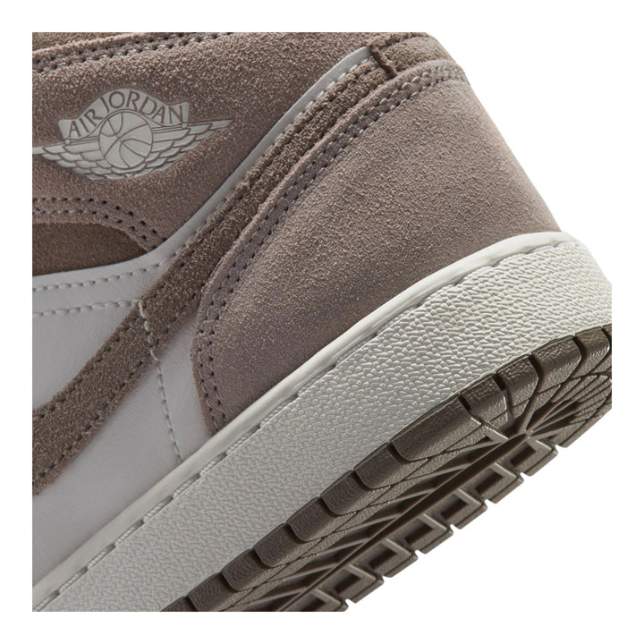 Air Jordan 1 Mid Big Kids&