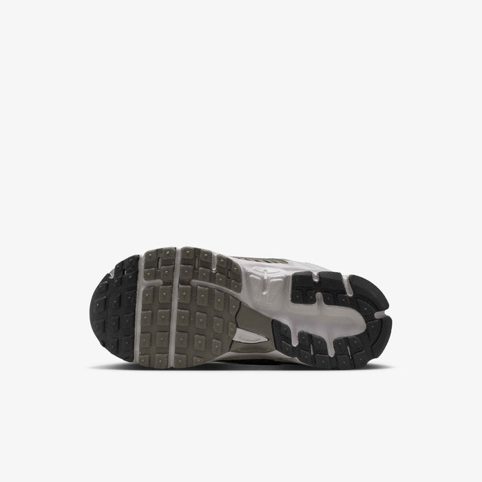 Nike Vomero 5 Little Kids&