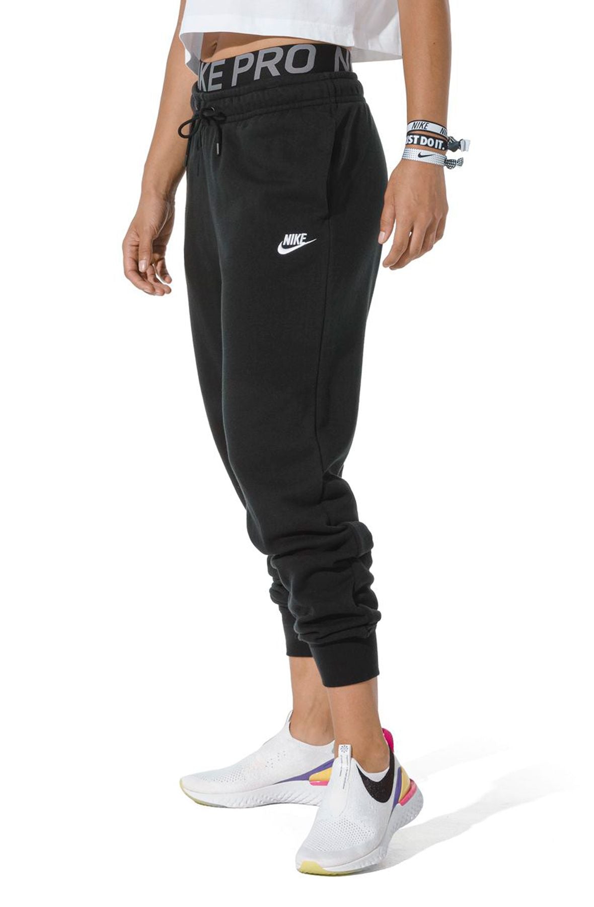 Women's Nike Sportswear Essential Fleece Pants Black/White BV4095-010