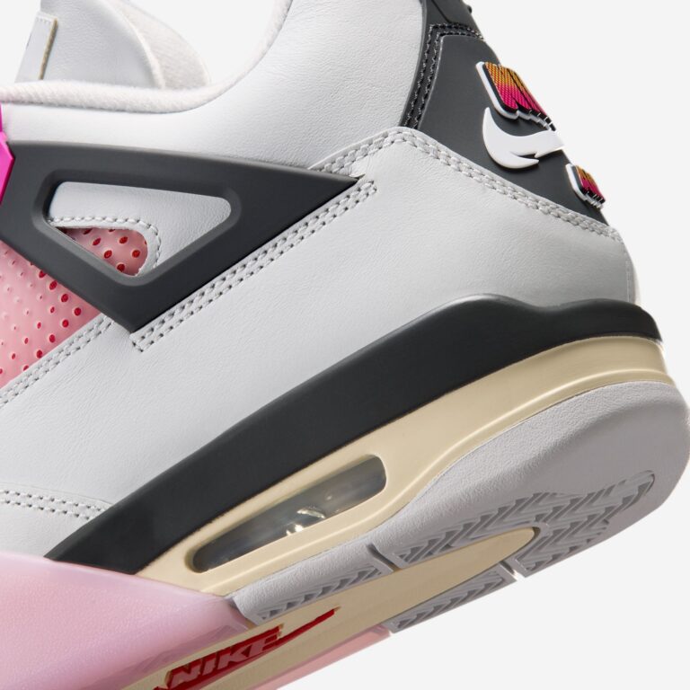 Men's Air Jordan 4 Retro Comic Off White/Anthracite/Neutral Grey/Fire Pink/Light Arctic Pink/Muslin JA1135-100