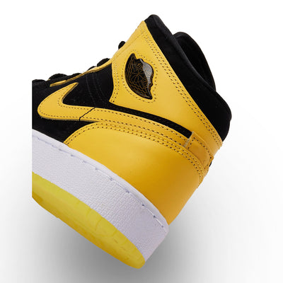 Air Jordan 1 Mid SE Big Kids' Sneakers