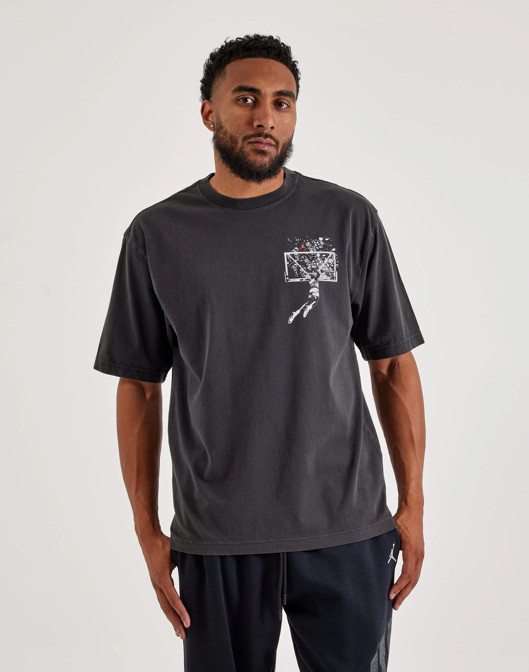 Men's Jordan Brooklyn Oversized Graphic T-Shirt - Off-Noir/Sail 1