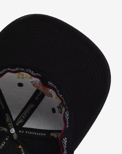 Mitchell & Ness New York Knicks Champions Trophy Stretch  Snapback Hat Black