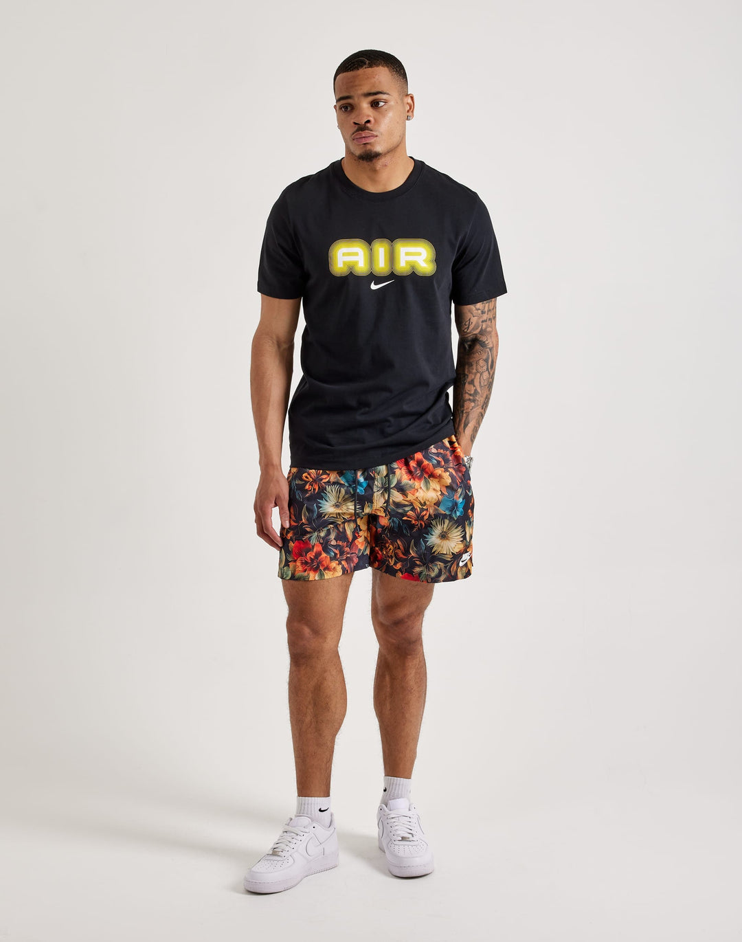 Men's Nike Club Flow Shorts - Multi-color 1
