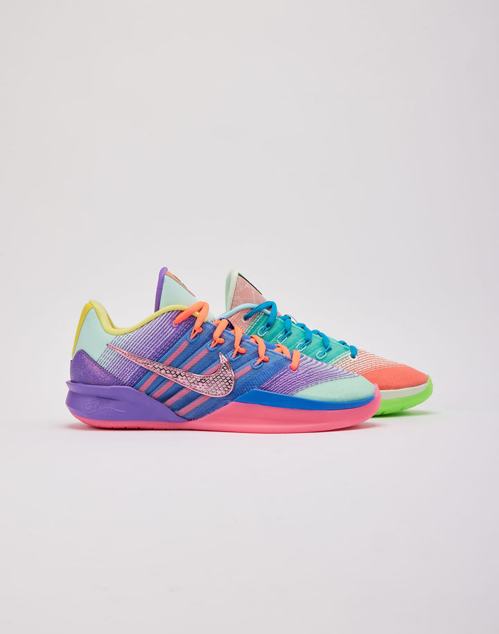 Nike Sabrina 3 Women&