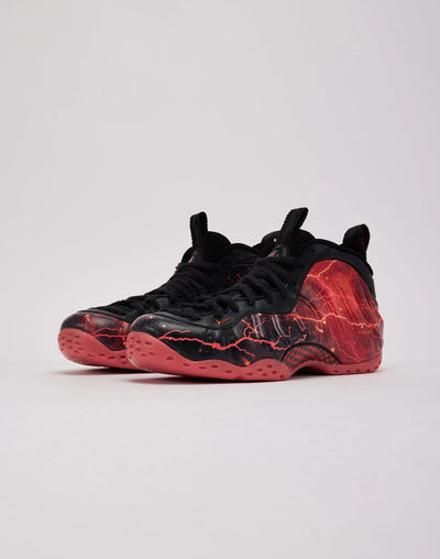 Men's Nike Air Foamposite One x Stranger Things Vecna Black/Off Noir/Bright Crimson IR7336-001