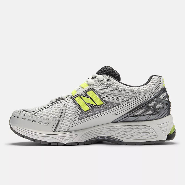 New Balance 1906R Sneakers