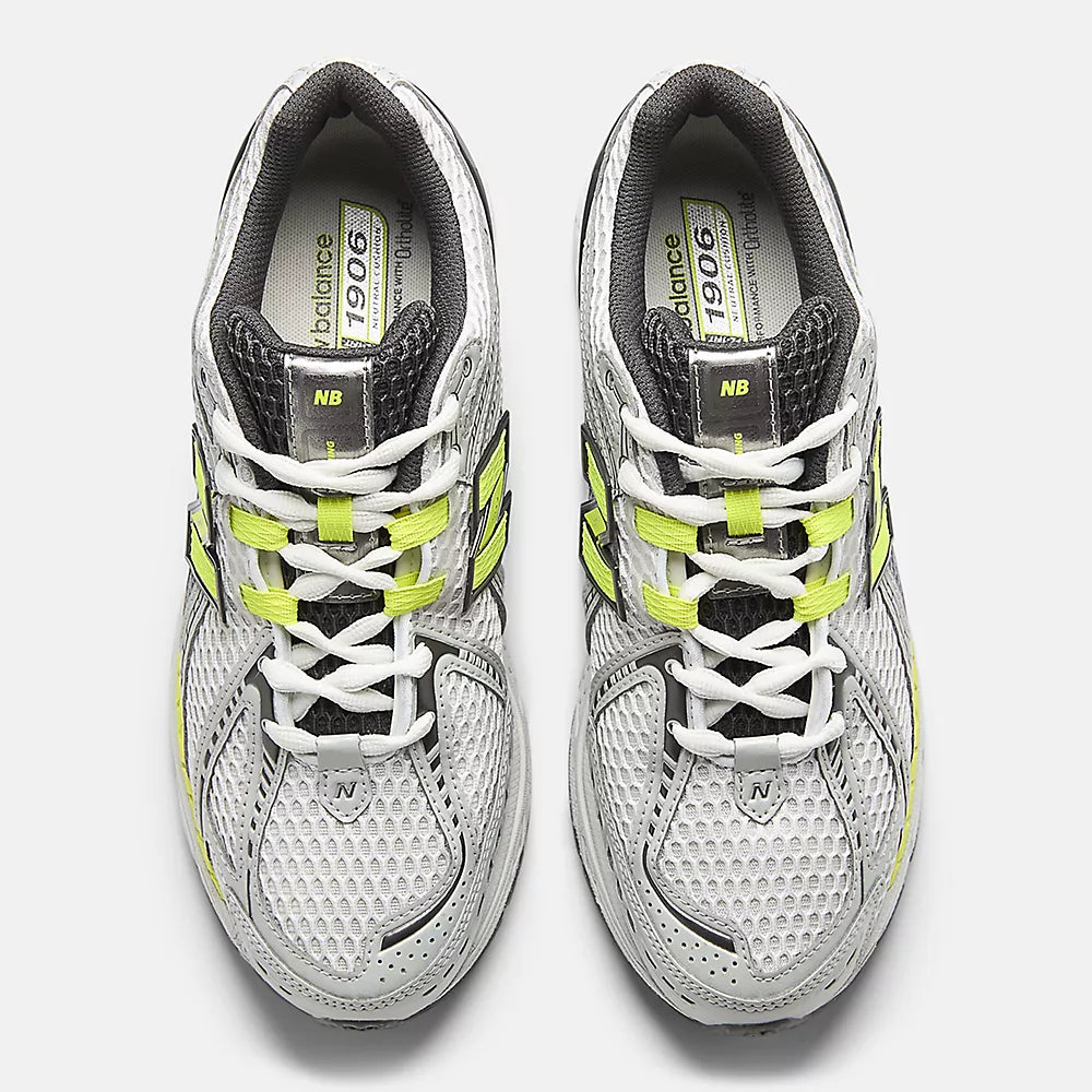 New Balance 1906R Sneakers