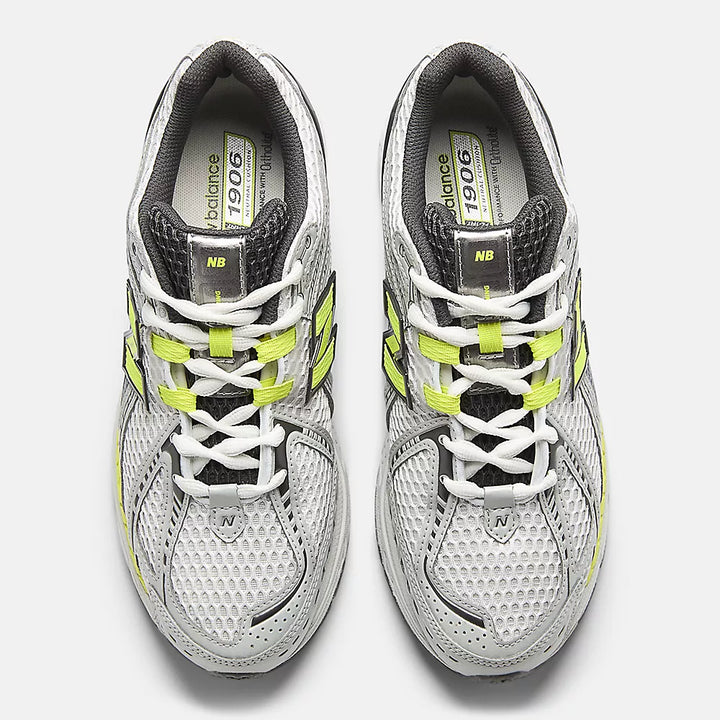 New Balance 1906R Sneakers