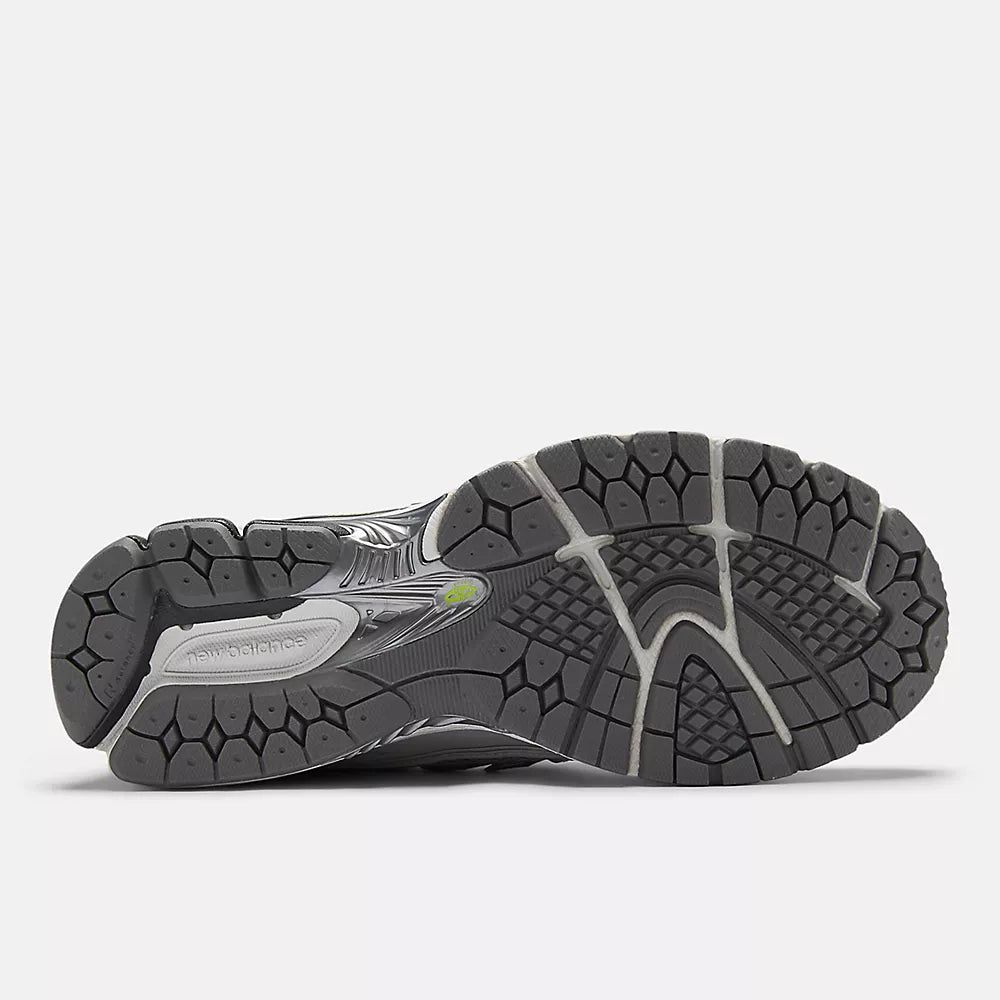 New Balance 1906R Sneakers