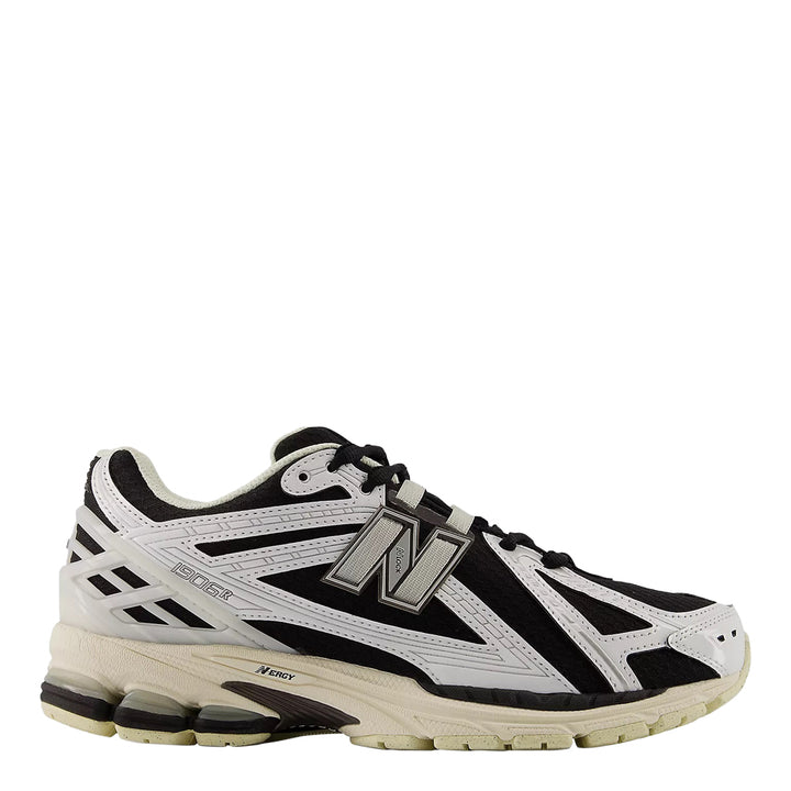 New Balance Unisex 1906R Shoes 1