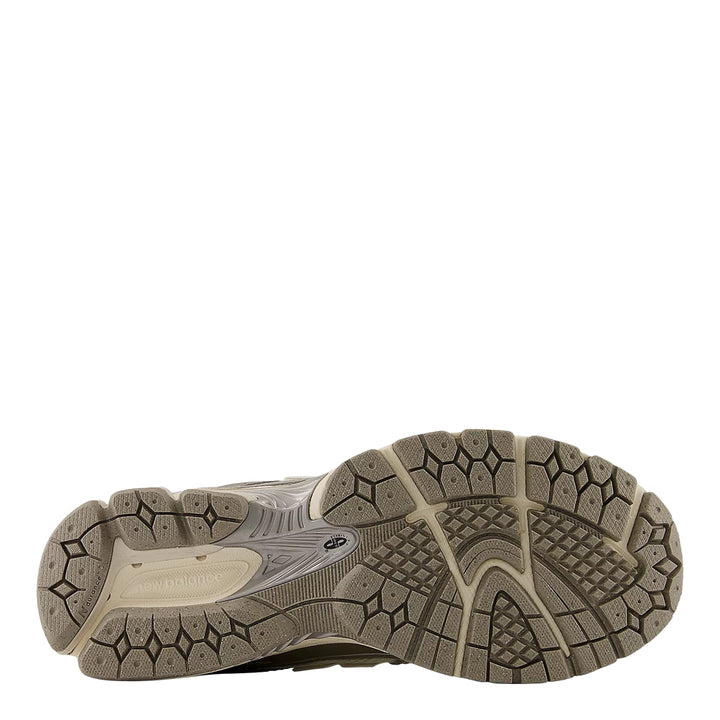 New Balance Unisex 1906R Shoes 5