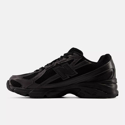 New Balance 740 Sneakers
