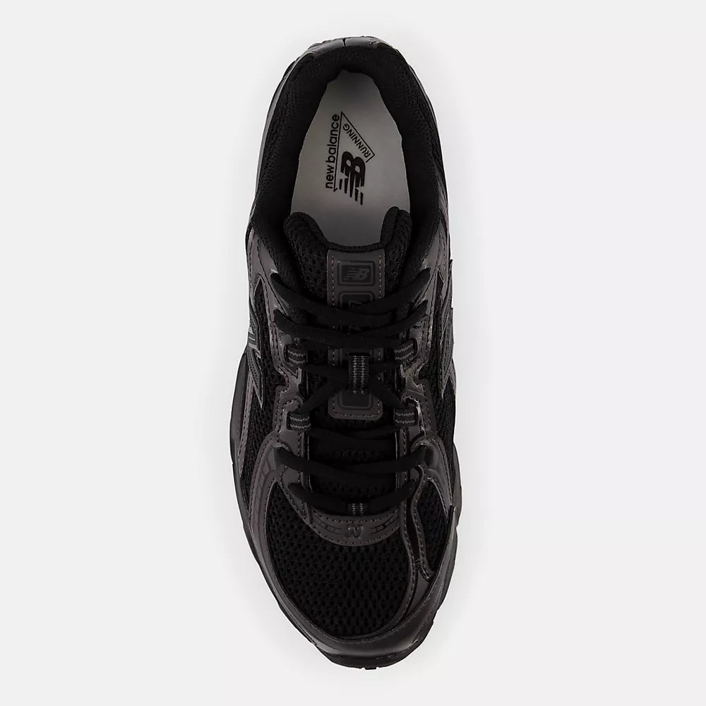 New Balance 740 Sneakers