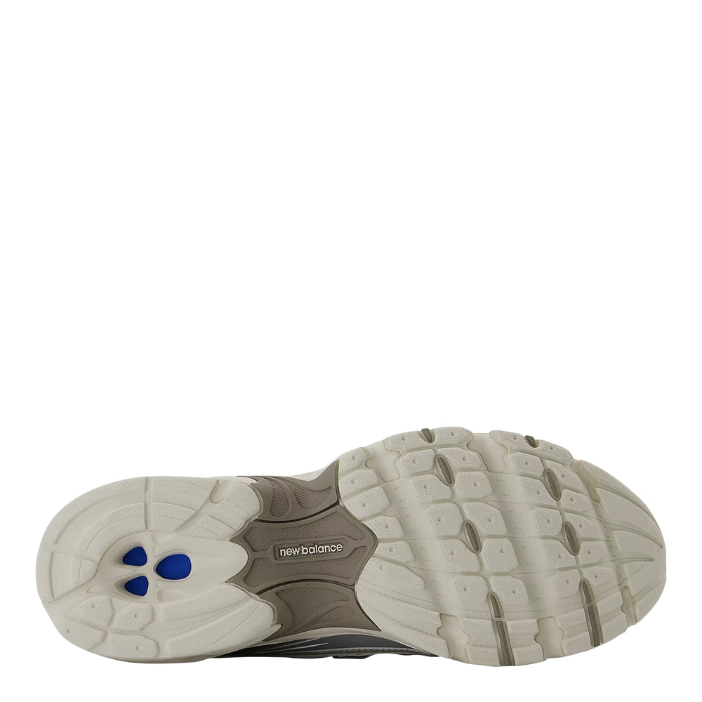 New Balance Unisex 740 Shoes 5