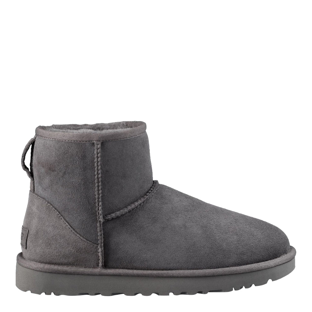 UGG Women's Classic Mini II Boots 1