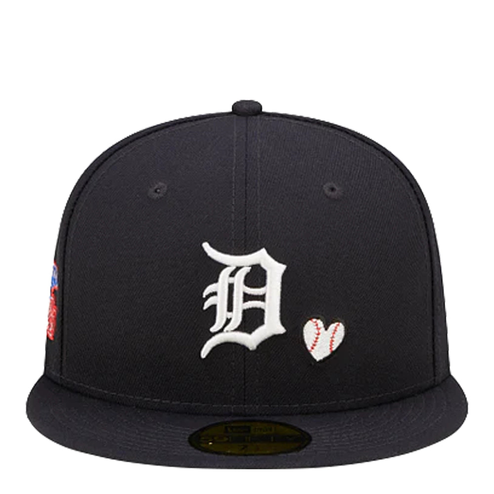 New Era Detroit Tigers "Team Heart" 59FIFTY Fitted Cap