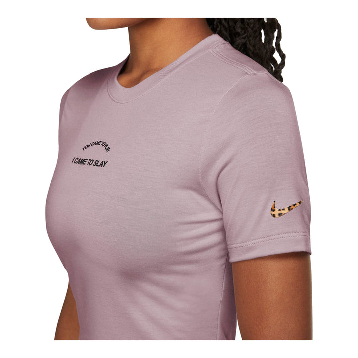 Nike Women's Sportswear DD1487 T-Shirt