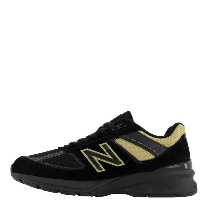 New Balance Men's Made in US 990v5 Shoes